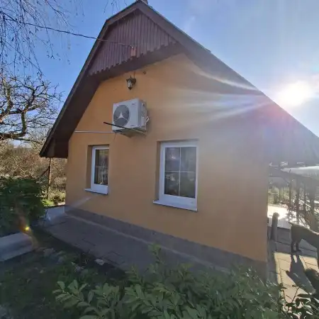 Eladó családi ház, Bicske 2 szoba 80 m² 58 M Ft