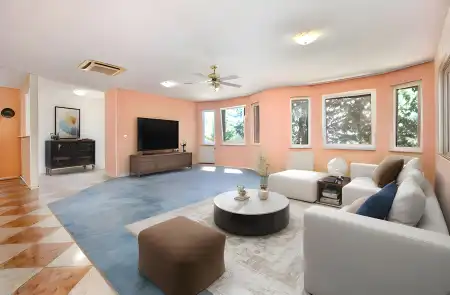 Eladó családi ház, Budajenő 4 szoba 209 m² 144.9 M Ft