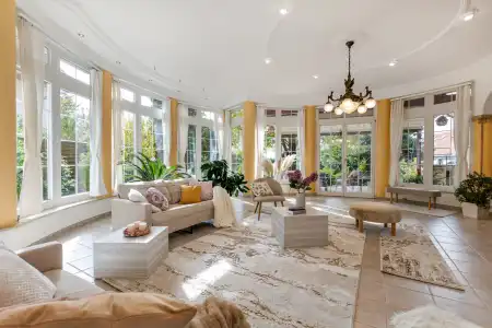 Eladó családi ház, Budajenő 4+3 szoba 334 m² 199 M Ft