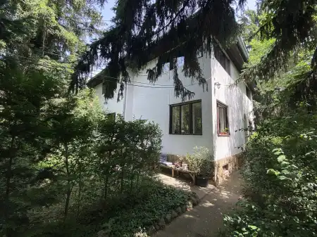 Eladó családi ház, Budapest, II. kerület 6 szoba 260 m² 269 M Ft