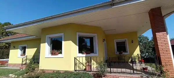 Eladó családi ház, Bugyi 4 szoba 171 m² 95 M Ft