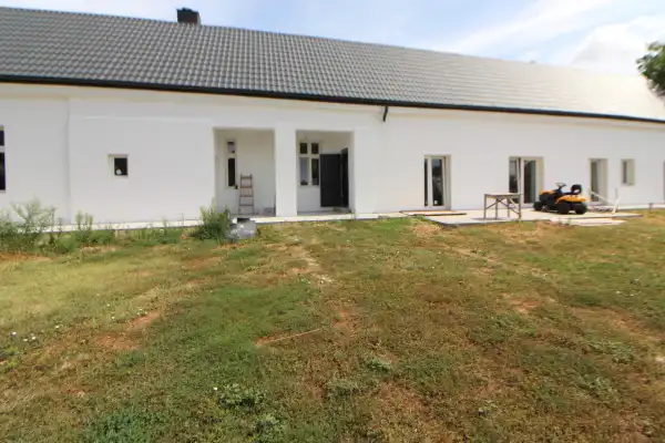 Eladó családi ház, Dömsöd 3 szoba 150 m² 77.9 M Ft