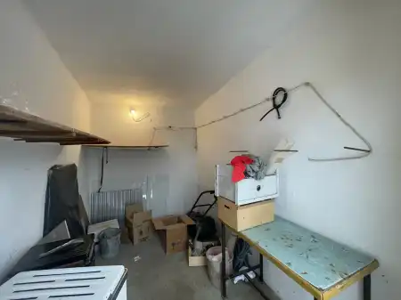 Eladó családi ház, Oroszlány 2 szoba 81 m² 55 M Ft