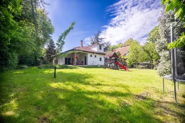 Eladó családi ház, Tahitótfalu 2+4 szoba 181 m² 149 M Ft