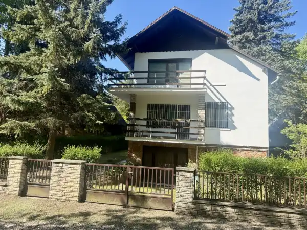 Eladó családi ház, Tata 3 szoba 150 m² 79.9 M Ft