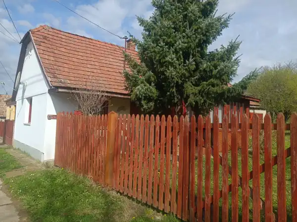 Eladó családi ház, Vérteskethely 1+1 szoba 58 m² 18.7 M Ft