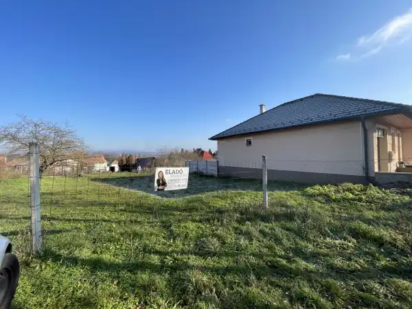 Eladó Építési telek, Környe 500 m² 20 M Ft