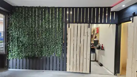 Eladó iroda földszinti, utcai, Budapest, IX. kerület 1 szoba 50 m² 59.8455 M Ft