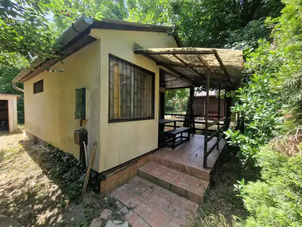 Eladó nyaraló, Ráckeve 1+1 szoba 30 m² 22.9 M Ft Eladó nyaraló, Ráckeve 1+1 szoba 30 m² 22.9 M Ft