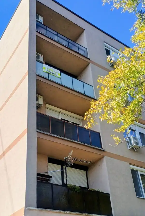 Eladó panellakás, Hajdúböszörmény 2 szoba 54 m² 45 M Ft Eladó panellakás, Hajdúböszörmény 2 szoba 54 m² 45 M Ft