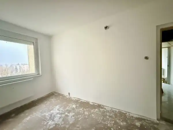 Eladó panellakás, Oroszlány 2 szoba 49 m² 29.8 M Ft