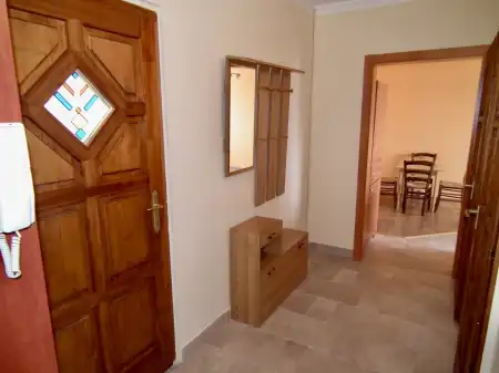 Eladó panellakás, Oroszlány 1+2 szoba 53 m² 35.4 M Ft