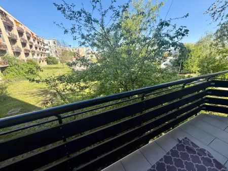 Eladó panellakás, Tatabánya 3 szoba 81 m² 56.9 M Ft