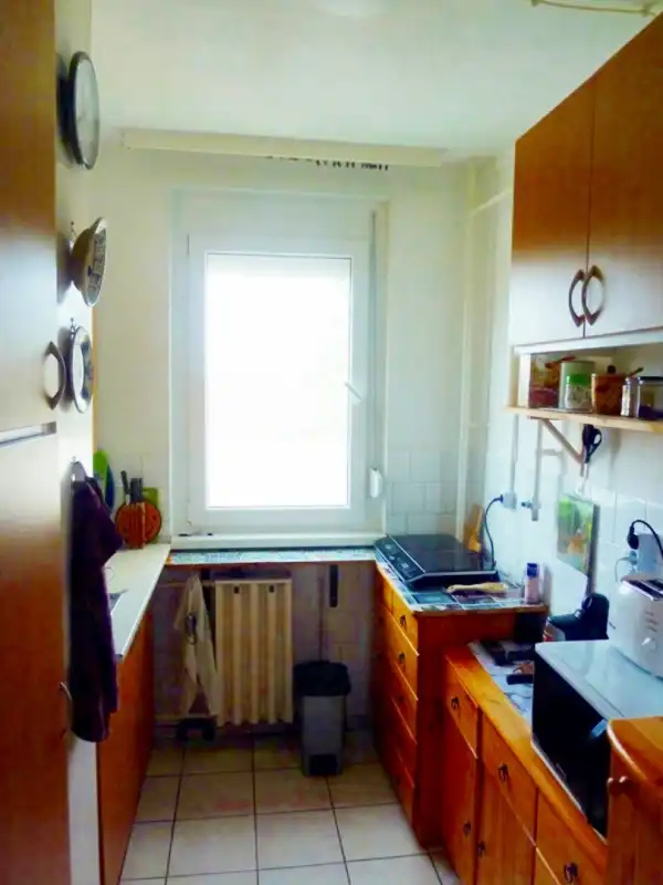 Eladó panellakás, Veszprém 1+1 szoba 42 m² 40.8 M Ft