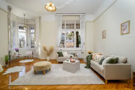 Eladó téglalakás, Budapest, II. kerület 1 szoba 56 m² 97.4 M Ft