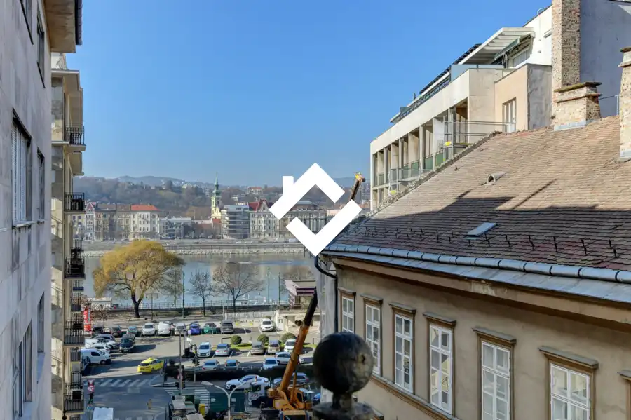 eladó téglalakás, Budapest, V. kerület