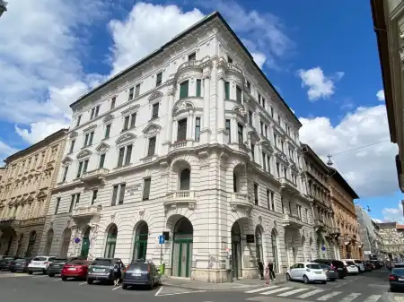 Eladó téglalakás, Budapest, V. kerület 2 szoba 49 m² 85.75 M Ft