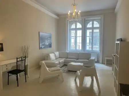 Eladó téglalakás, Budapest, V. kerület 2+1 szoba 86 m² 163.9 M Ft