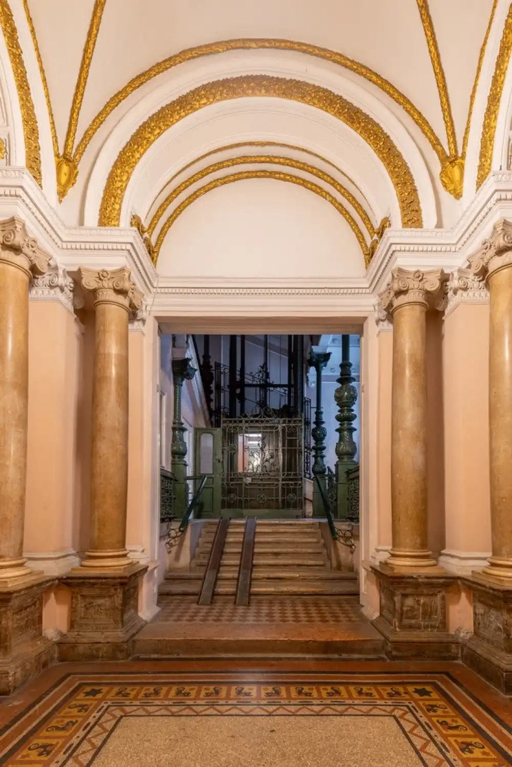 Budapest, VI. kerület - Terézváros (Nagykörúton belül)