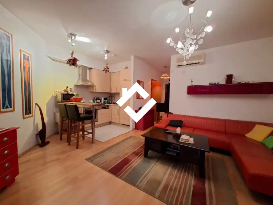 eladó téglalakás, Budapest, VI. kerület