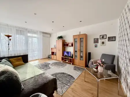 Eladó téglalakás, Oroszlány 1 szoba 40 m² 29.3 M Ft