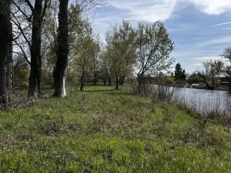Eladó telek, Dömsöd 813 m² 23 M Ft