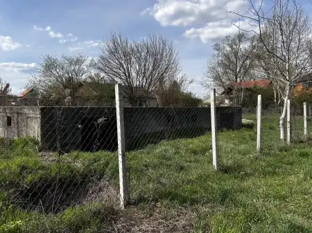 Eladó telek, Dömsöd 640 m² 24 M Ft