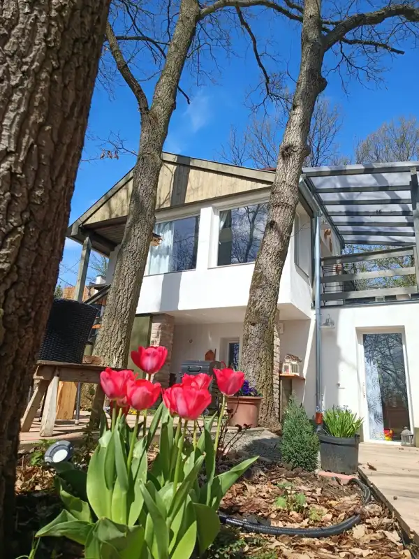 Eladó újszerű nyaraló, Kismaros 3 szoba 65 m² 125 M Ft