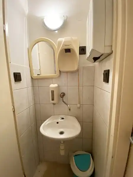 Eladó vendéglátás, Szigetújfalu 5 szoba 160 m² 49.9 M Ft