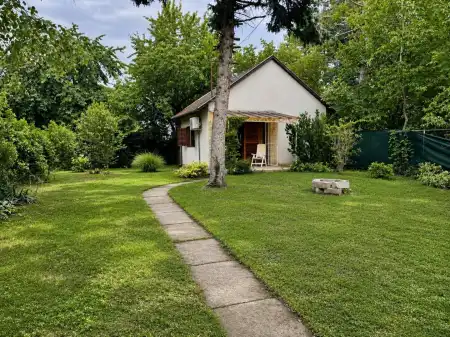 Kiadó nyaraló, Balatonvilágos 1+2 szoba 40 m² 450 E Ft/hó
