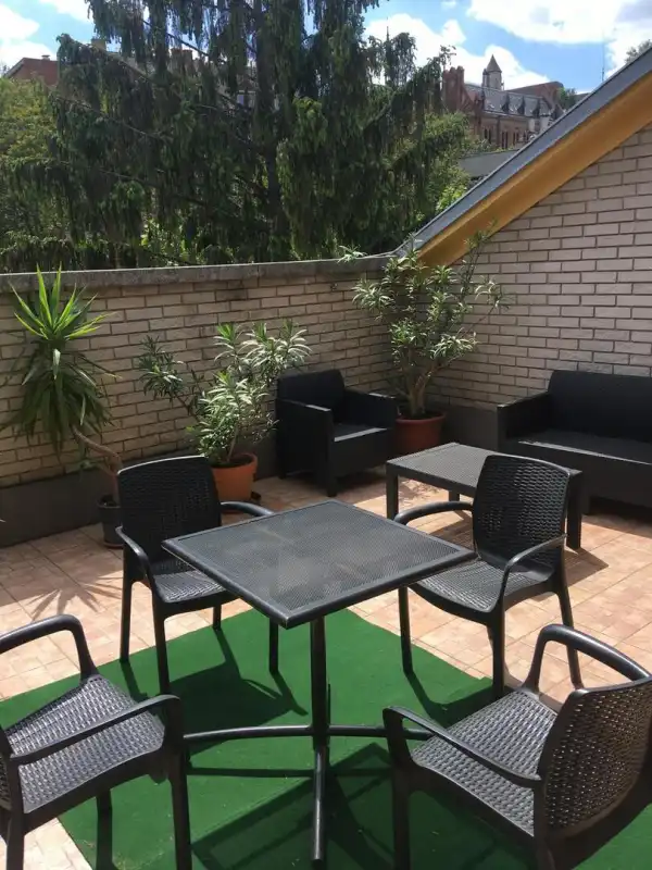 Kiadó téglalakás, Budapest, I. kerület 4 szoba 150 m² 645 E Ft/hó