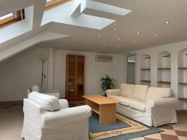 Kiadó téglalakás, Budapest, I. kerület 4 szoba 150 m² 640 E Ft/hó