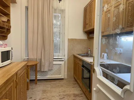 Kiadó téglalakás, Budapest, I. kerület 4 szoba 135 m² 1.36 M Ft/hó