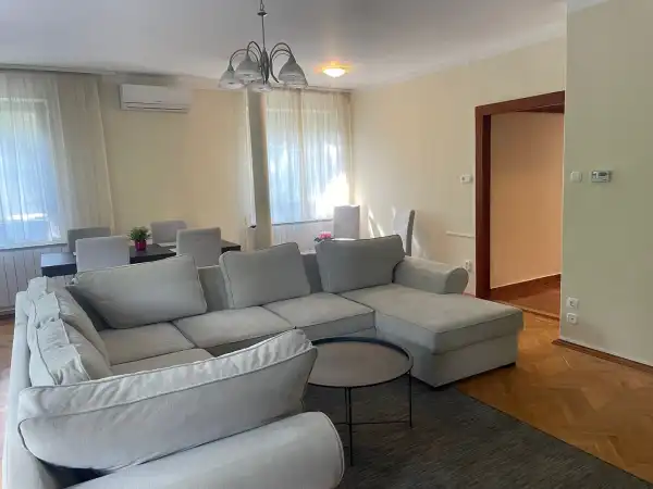 Kiadó téglalakás, Budapest, II. kerület 2+2 szoba 106 m² 680 E Ft/hó