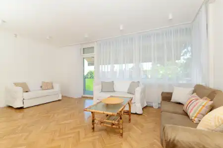 Kiadó téglalakás, Budapest, II. kerület 4 szoba 93 m² 484 E Ft/hó