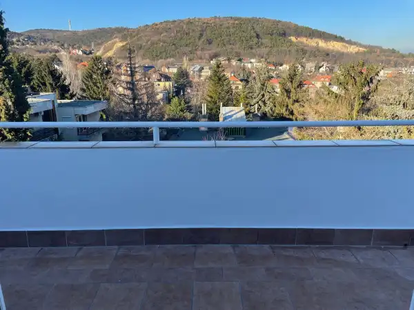 Kiadó téglalakás, Budapest, II. kerület 5 szoba 140 m² 582 E Ft/hó Kiadó téglalakás, Budapest, II. kerület 5 szoba 140 m² 582 E Ft/hó