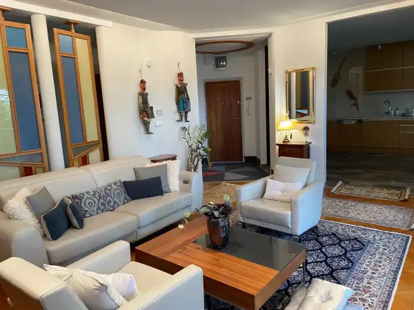 Kiadó téglalakás, Budapest, III. kerület 4 szoba 120 m² 858 E Ft/hó