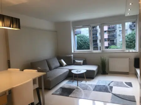 Kiadó téglalakás, Budapest, III. kerület 1 szoba 35 m² 280 E Ft/hó