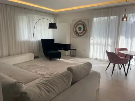 Kiadó téglalakás, Budapest, III. kerület 2+2 szoba 83 m² 490 E Ft/hó Kiadó téglalakás, Budapest, III. kerület 2+2 szoba 83 m² 490 E Ft/hó