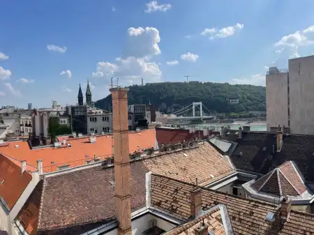 Kiadó téglalakás, Budapest, V. kerület 2 szoba 62 m² 348 E Ft/hó