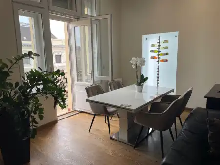 Kiadó téglalakás, Budapest, XIII. kerület 3 szoba 101 m² 737 E Ft/hó Kiadó téglalakás, Budapest, XIII. kerület 3 szoba 101 m² 737 E Ft/hó