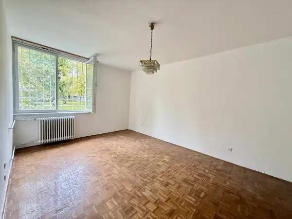 Kiadó téglalakás, Oroszlány 1 szoba 39 m² 105 E Ft/hó