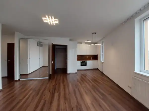 Kiadó újszerű téglalakás, Budapest, XIII. kerület 3 szoba 61 m² 410 E Ft/hó